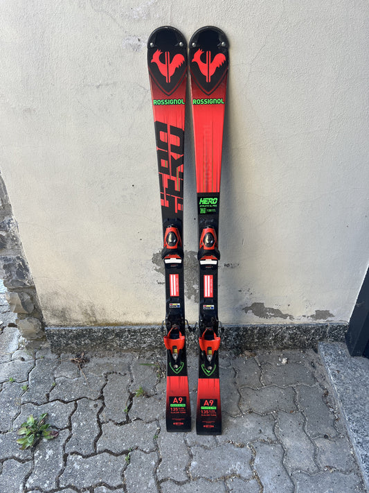 135cm sci Rossignol Hero FIS SLJ r9 usato 2024