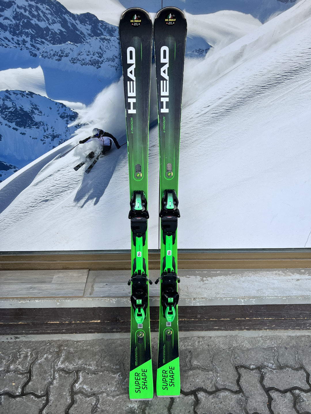 163cm sci Head Supershape e-Magnum r11.9 2023 usati