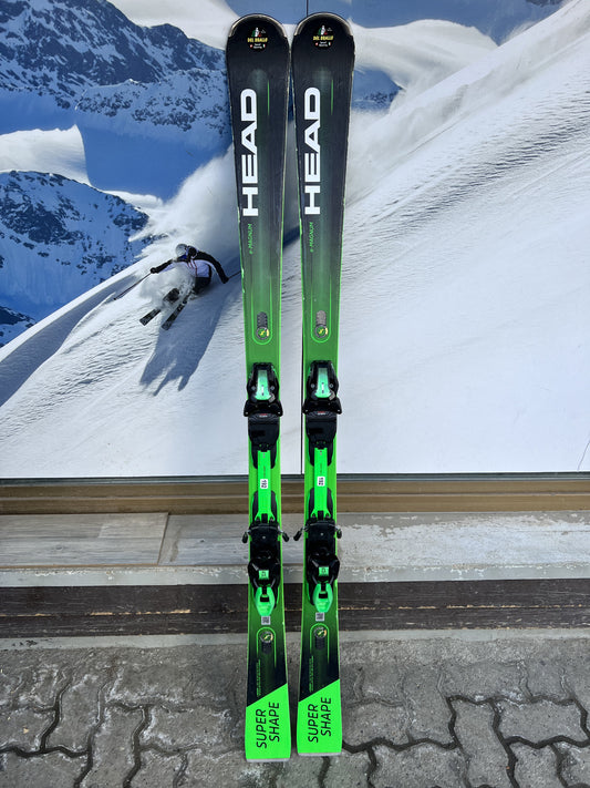 163cm sci Head Supershape e-Magnum r11.9 2023 usati