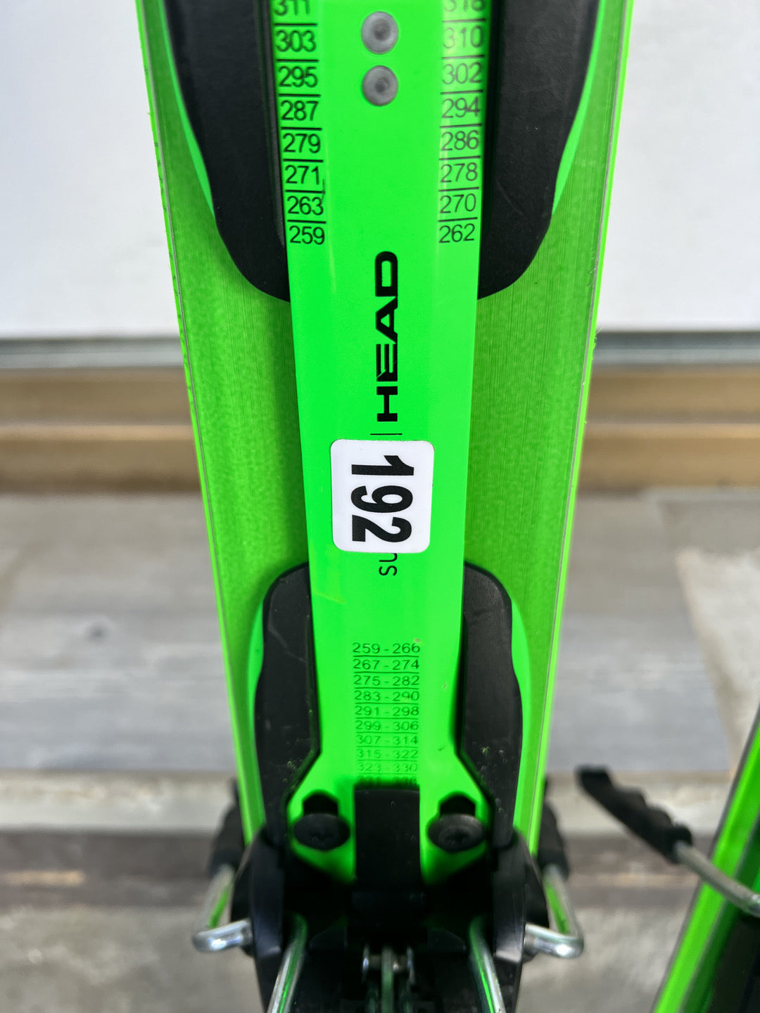 163cm sci Head Supershape e-Magnum r11.9 2023 usati