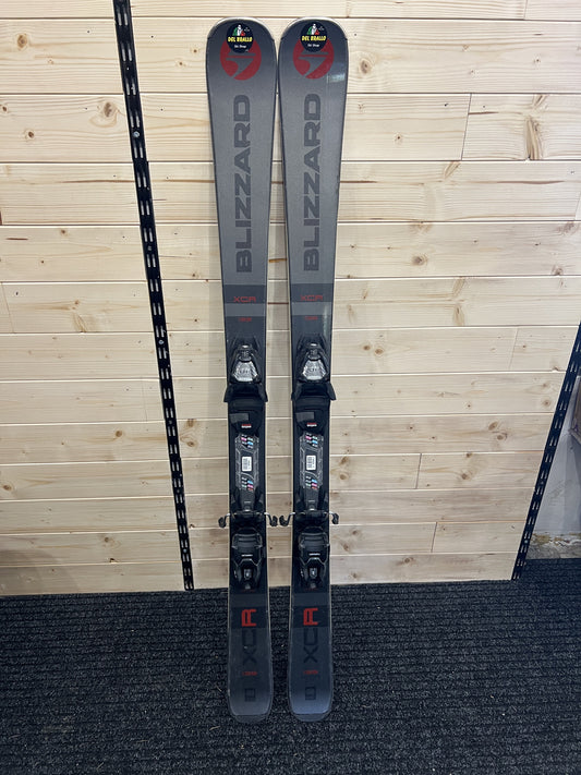 139cm sci all-mountain Blizzard XCR usati