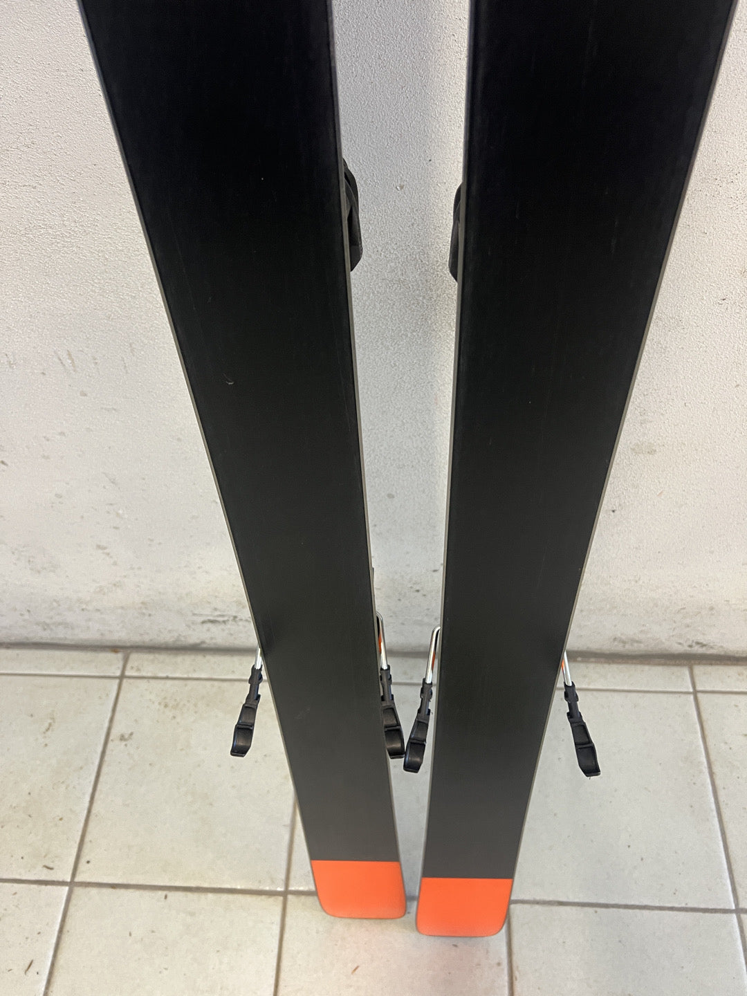 176cm Sci freeride Blizzard Anomaly 88 r16.5 usato