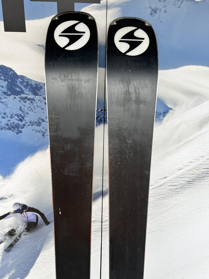 173cm Sci freeride Blizzard Brahma82 SP r15 usato