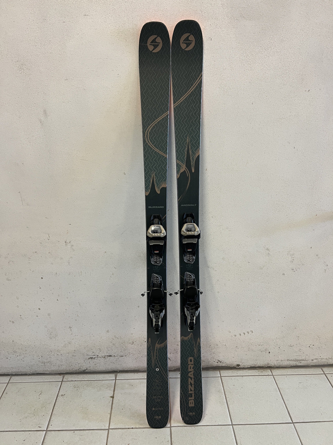 182cm Sci freeride Blizzard Anomaly94 r19.5 usato