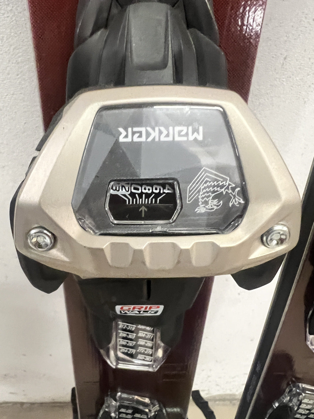 184cm Sci freeride Volkl Mantra M5 96 r21.2 usato