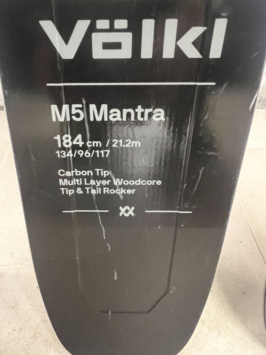 184cm Sci freeride Volkl Mantra M5 96 r21.2 usato