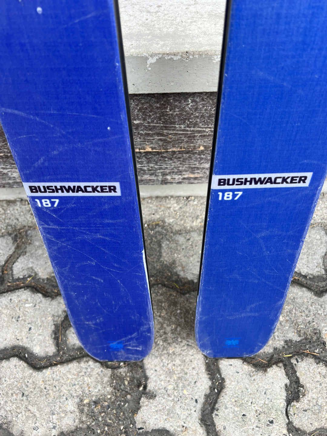 187cm Sci freeride Blizzard Bushwacker88 r19 usato