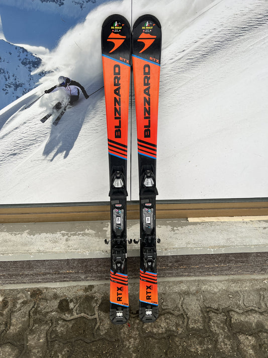 139cm sci Blizzard RTX raggio 12m usati