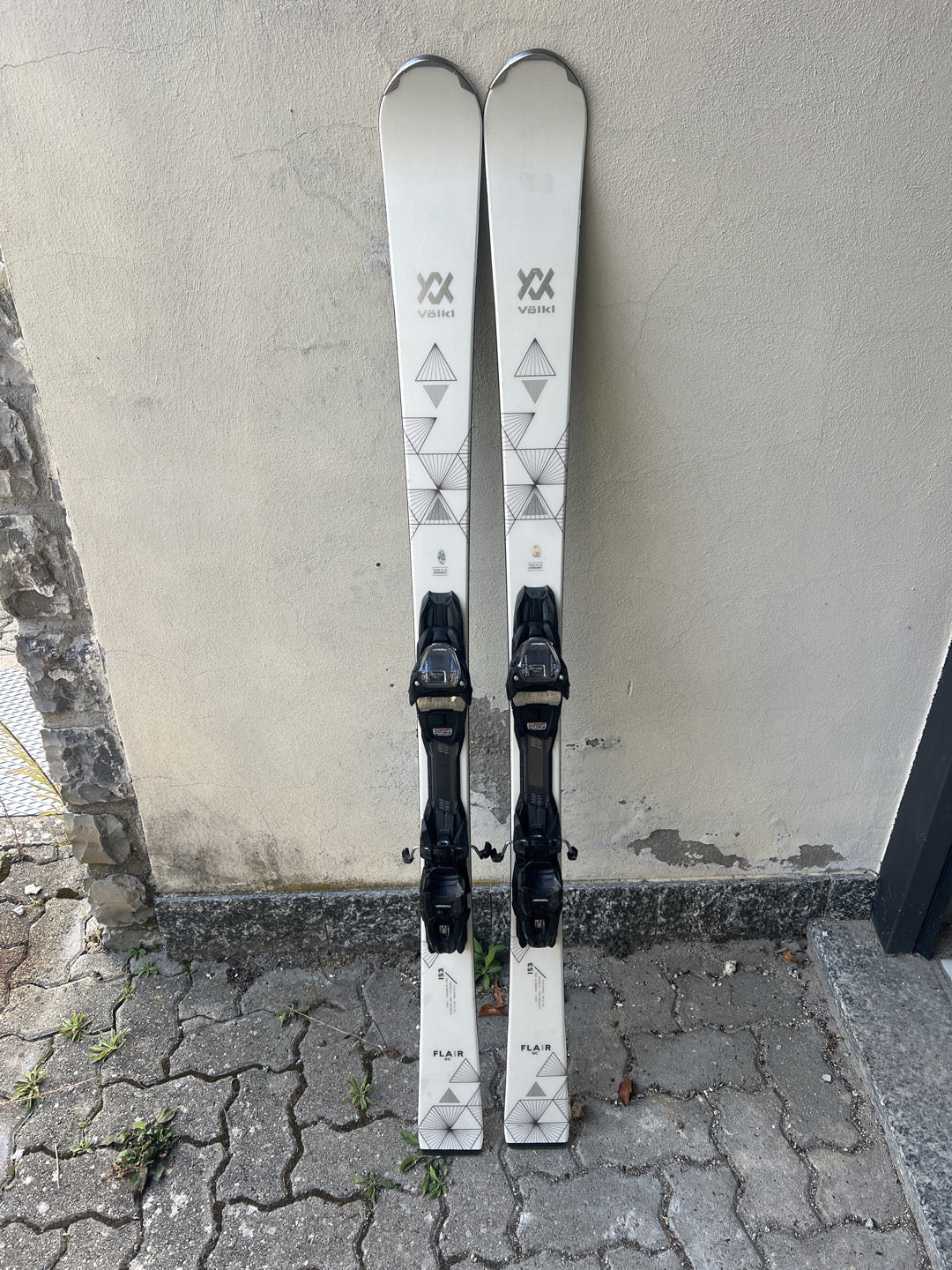 153cm sci Volkl Flair SC r12.4 usato