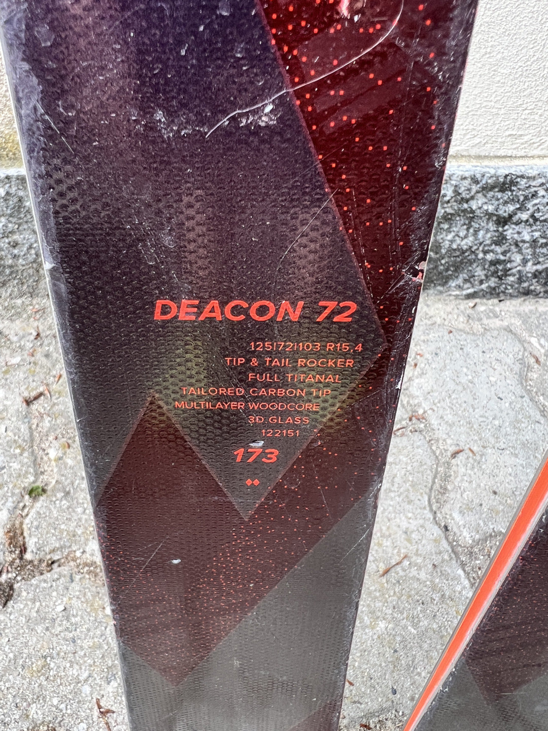 173cm Volkl Deacon72 Test r15.4 usati