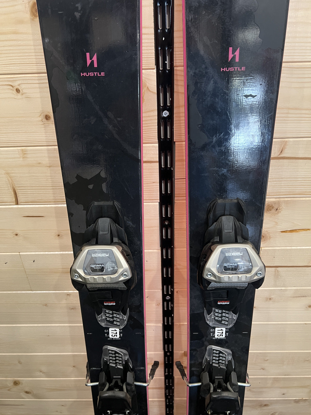 180cm Sci freeride Blizzard Hustle 11 r19 usato