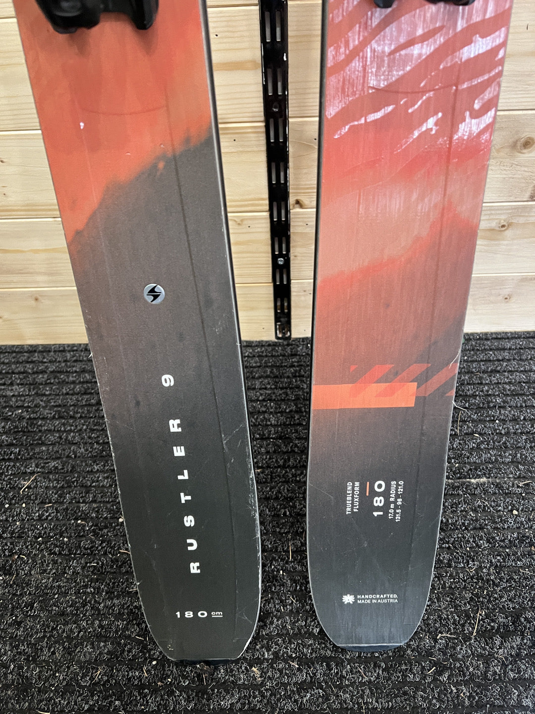 180cm Sci freeride Blizzard Rustler 9 r17 usato