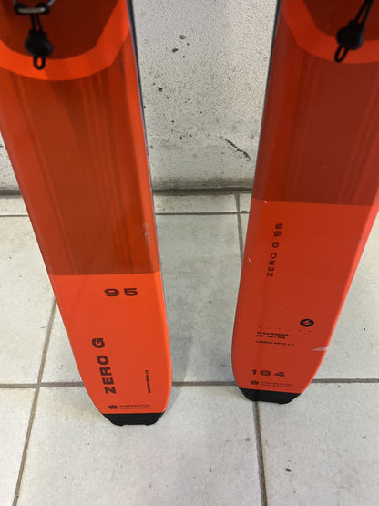 164cm Blizzard G095 Sci + attacchi + pelli (N0822)