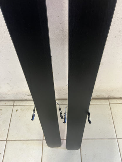 164cm Blizzard G095 Sci + attacchi + pelli (N0822)