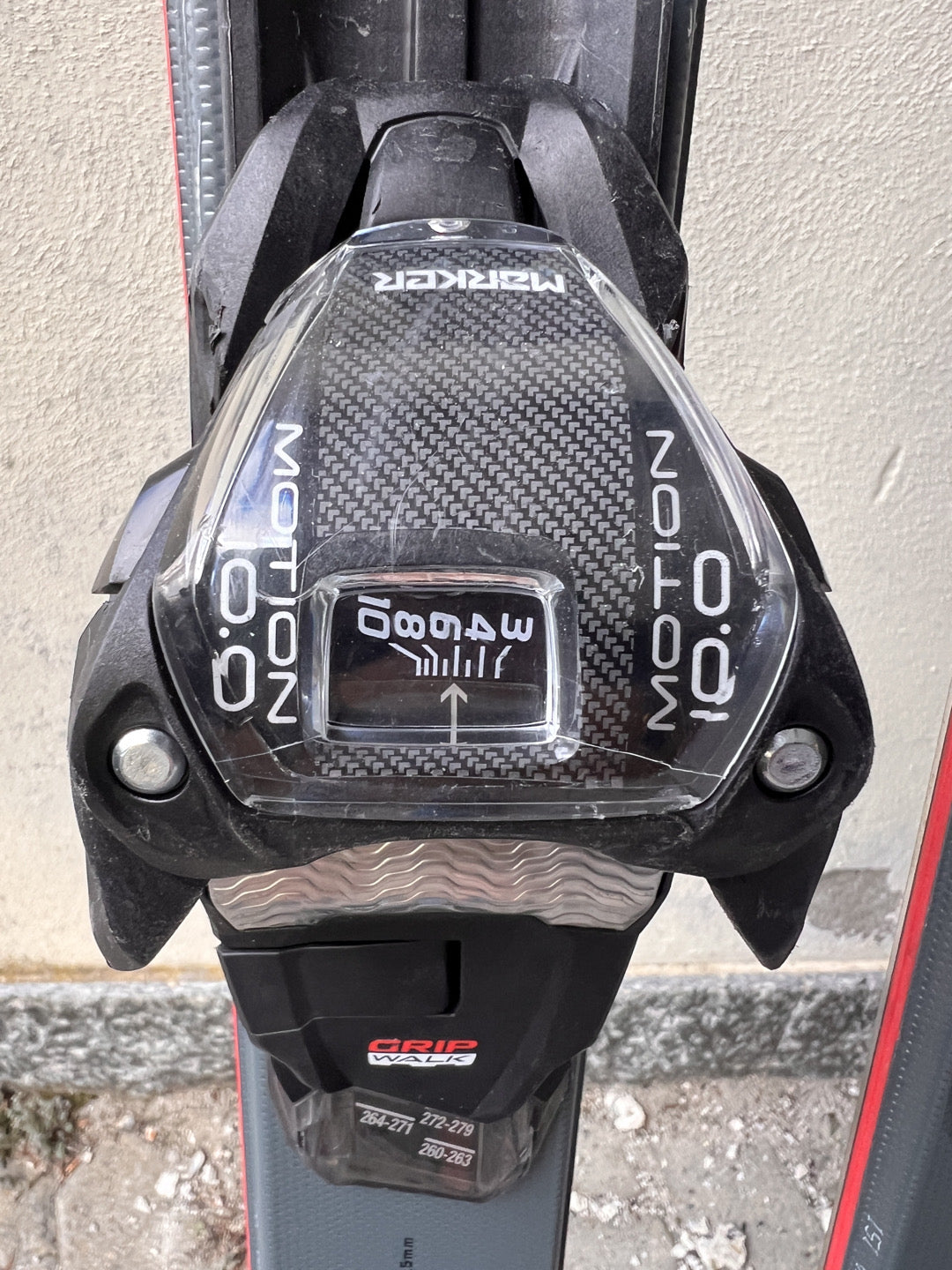 151cm sci Volkl Deacon X raggio 11.4m Test usati