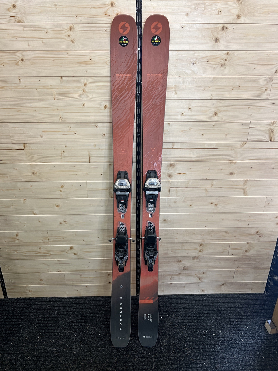 174cm Sci freeride Blizzard Rustler 9 r16 usato