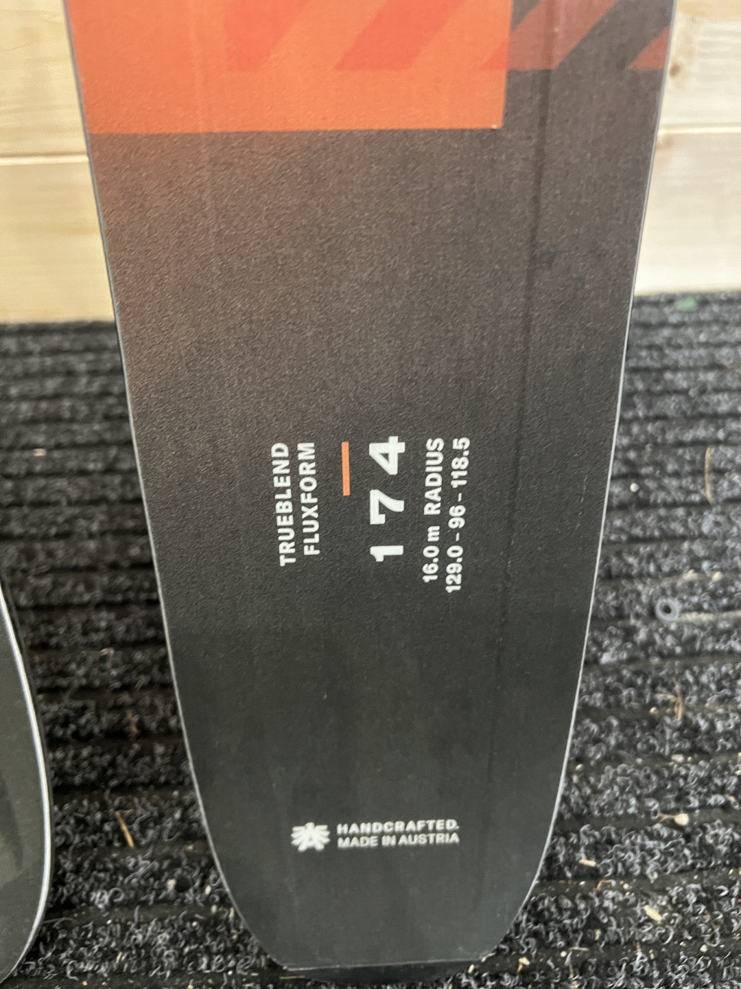 174cm Sci freeride Blizzard Rustler 9 r16 usato