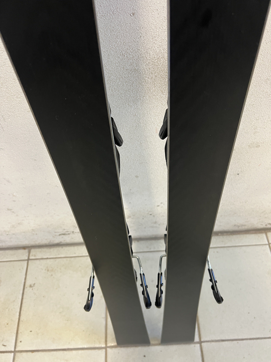 151cm sci Volkl Flair 72 r11.4 usato test