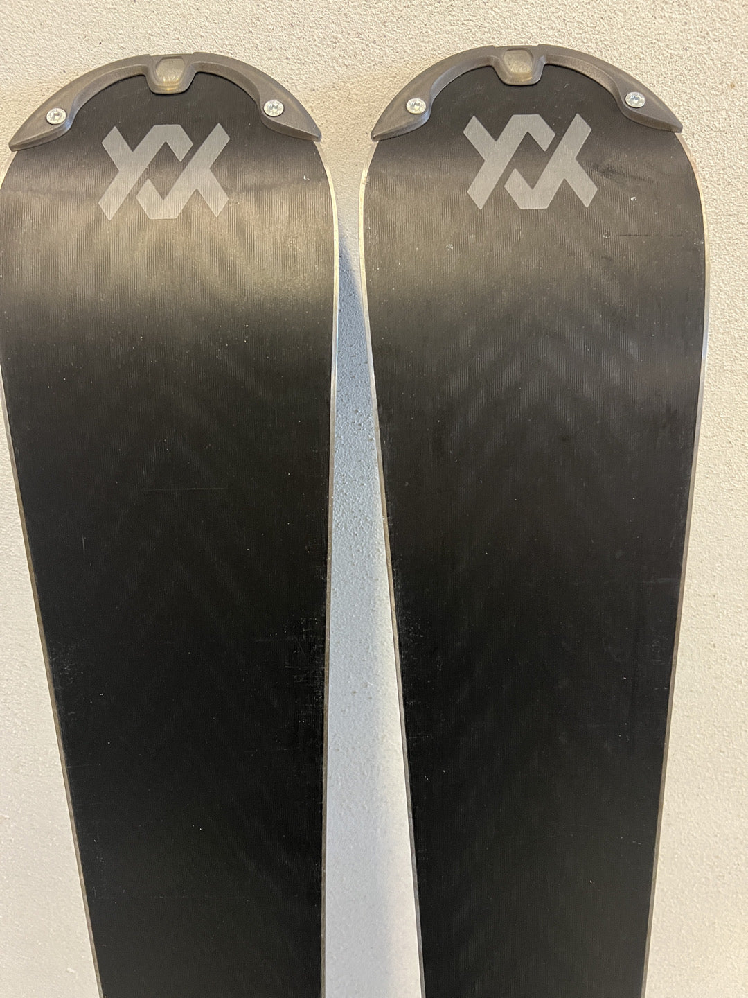 151cm sci Volkl Flair 72 r11.4 usato test