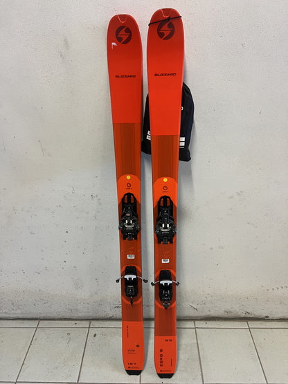 157cm Blizzard G095  Sci + attacchi + pelli (N0821