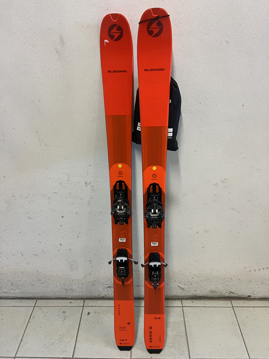 157cm Blizzard G095  Sci + attacchi + pelli (N0821