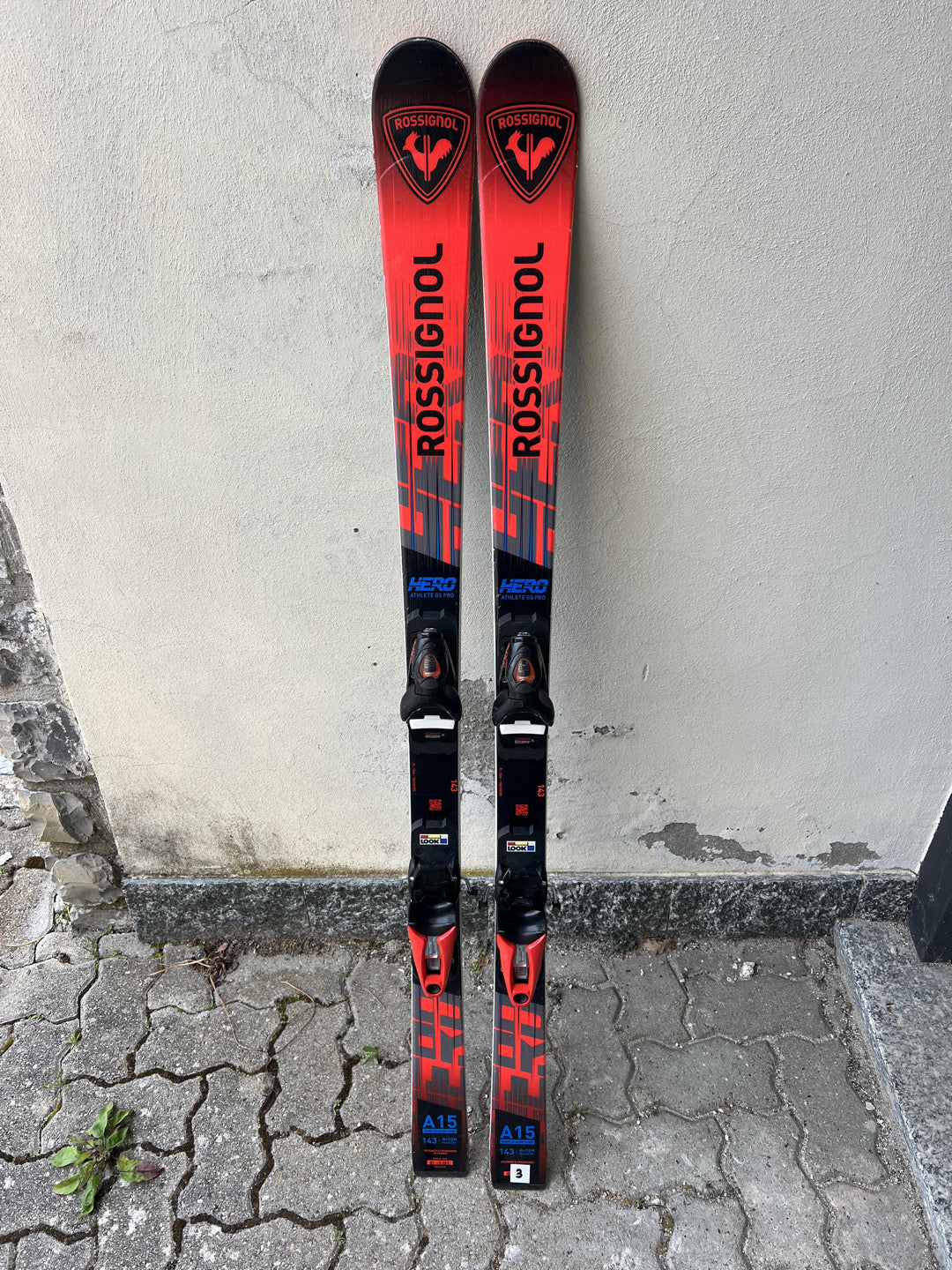 143cm sci Rossignol Hero FIS GSJ r15 usato 2025 N3