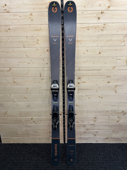 177cm Sci freeride Blizzard Brahma 88 r16 usato