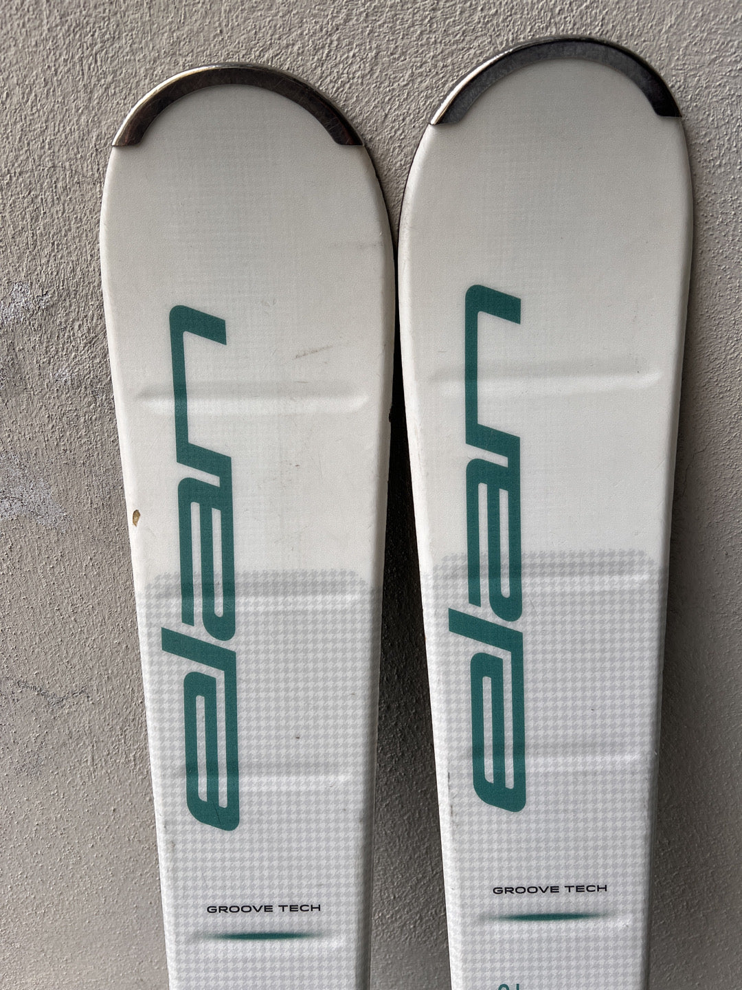 152cm sci Elan Element Bianco r12 usato