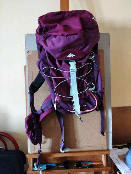 Zaino da trekking Quechua MH100 30L viola usato
