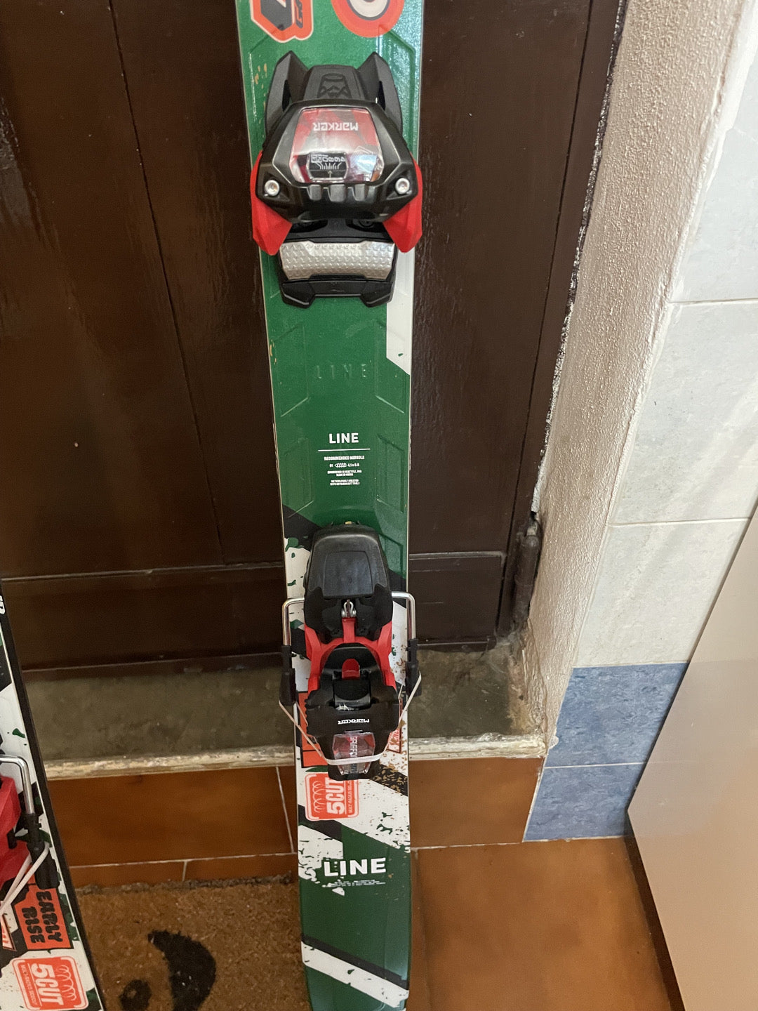 163cm Sci Freestyle Line Optic 96 + marker Griffon 130 nuovo