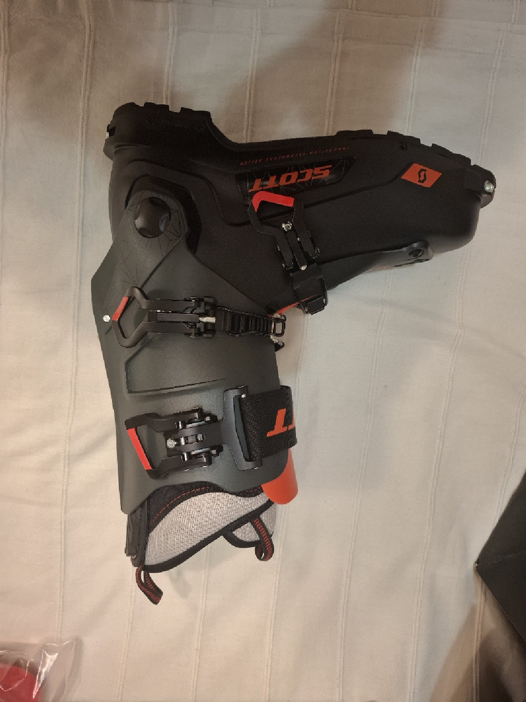 Scarpone freeride / skialp Scott Freeguide Tour taglia 27.0 nuovo