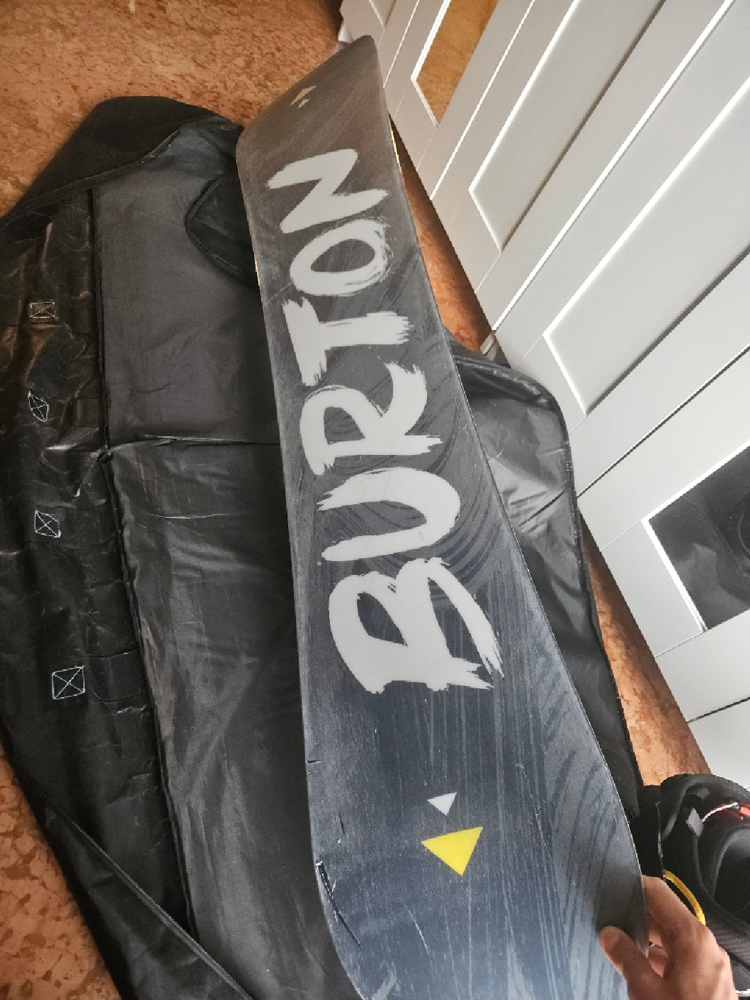 Snowboard Burton LTR 160W + attacchi Salomon Rhythm usato