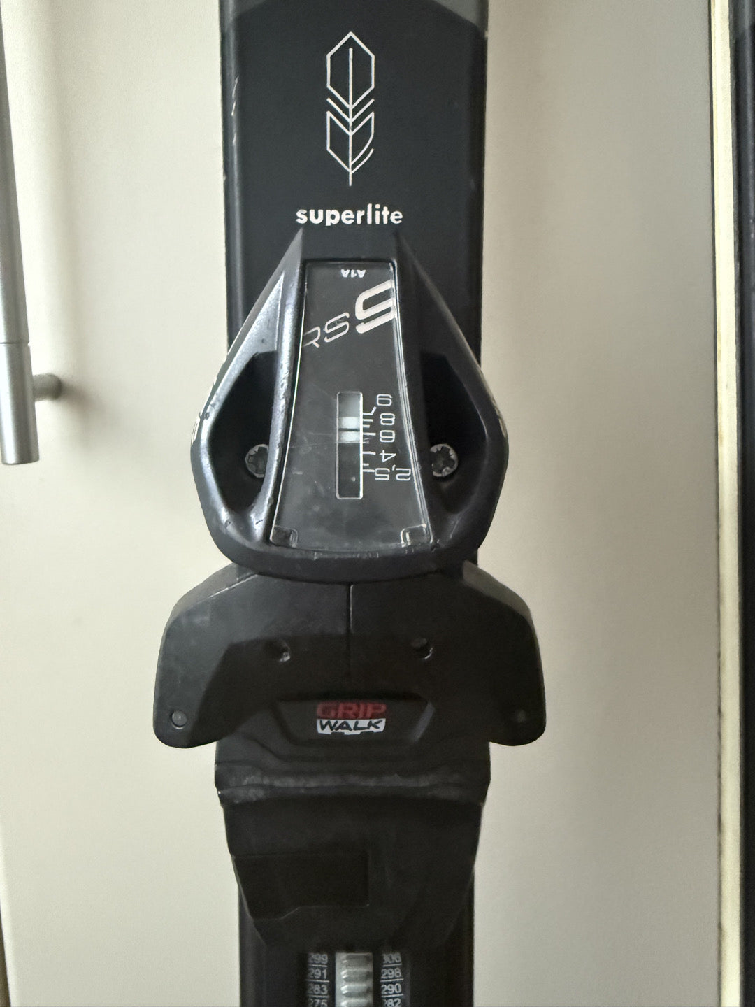 Sci pista Fischer 160 cm r13 My Turn 68 Superlite usati