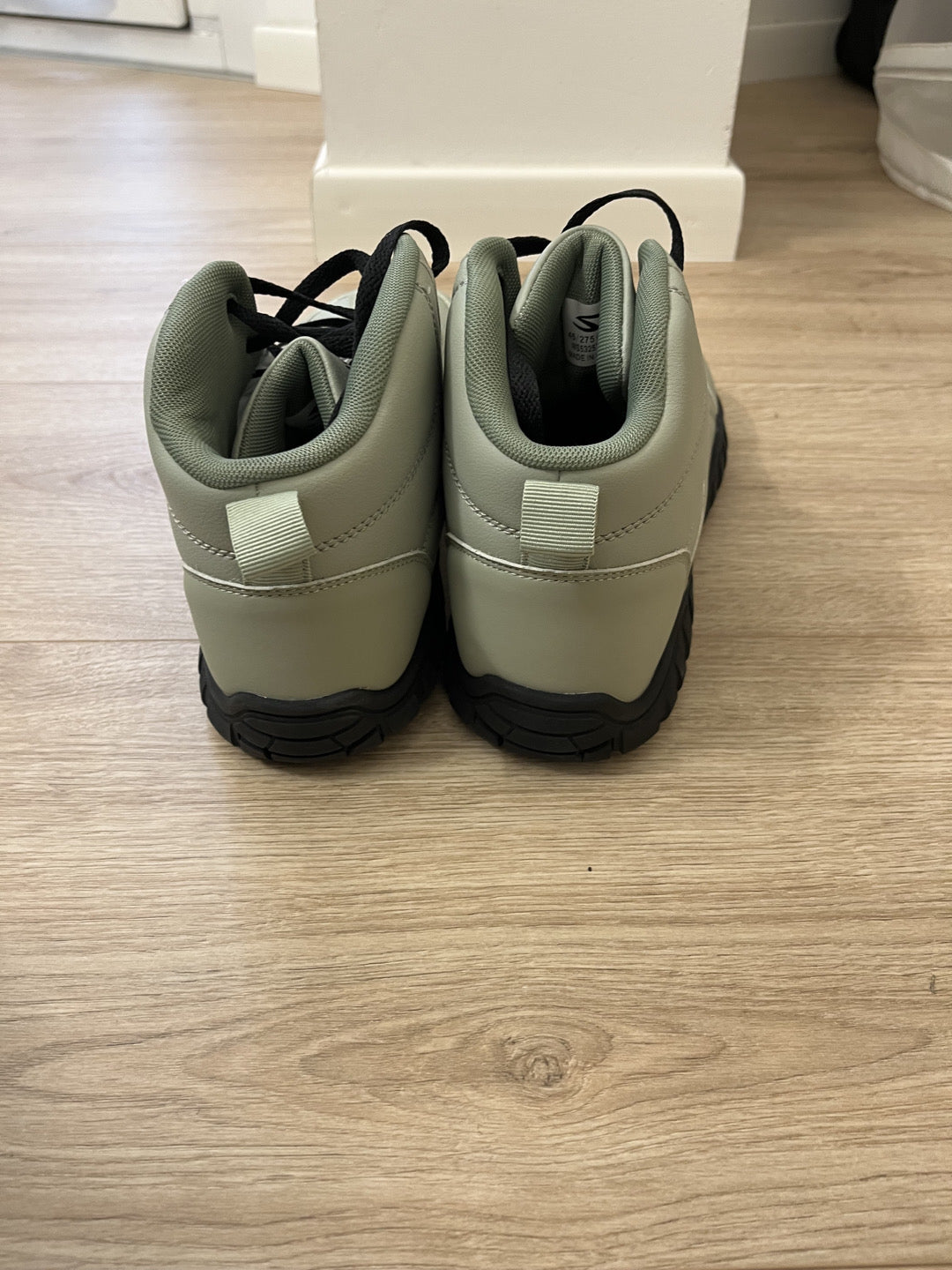 Scarponcini trekking Barefoot Hobibear tg. 45 nuovi