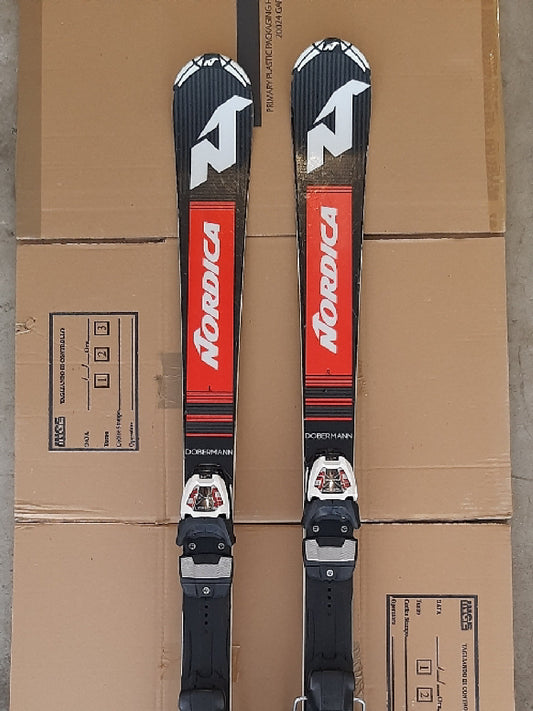 sci NORDICA SL RACE 136 e 143  USATI