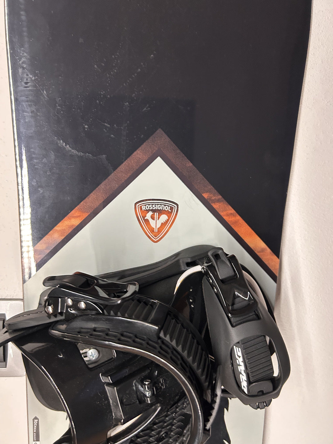 Vendo Snowboard Rossignol 148-150cm donna + attacchi Drake