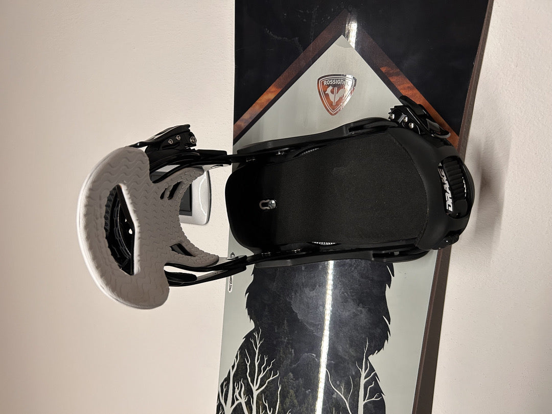 Vendo Snowboard Rossignol 148-150cm donna + attacchi Drake