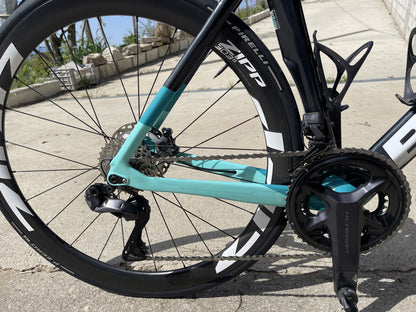 Bianchi Oltre Xr4 Tg 55  Usata