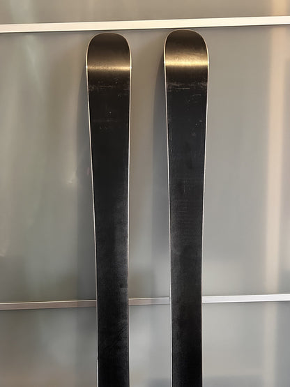 Sci freestyle Rossignol Trixie + attacchi xp10 157 cm usati