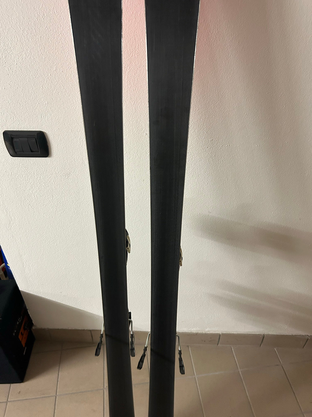 sci Volkl Racetiger 165cm r15.4 usati