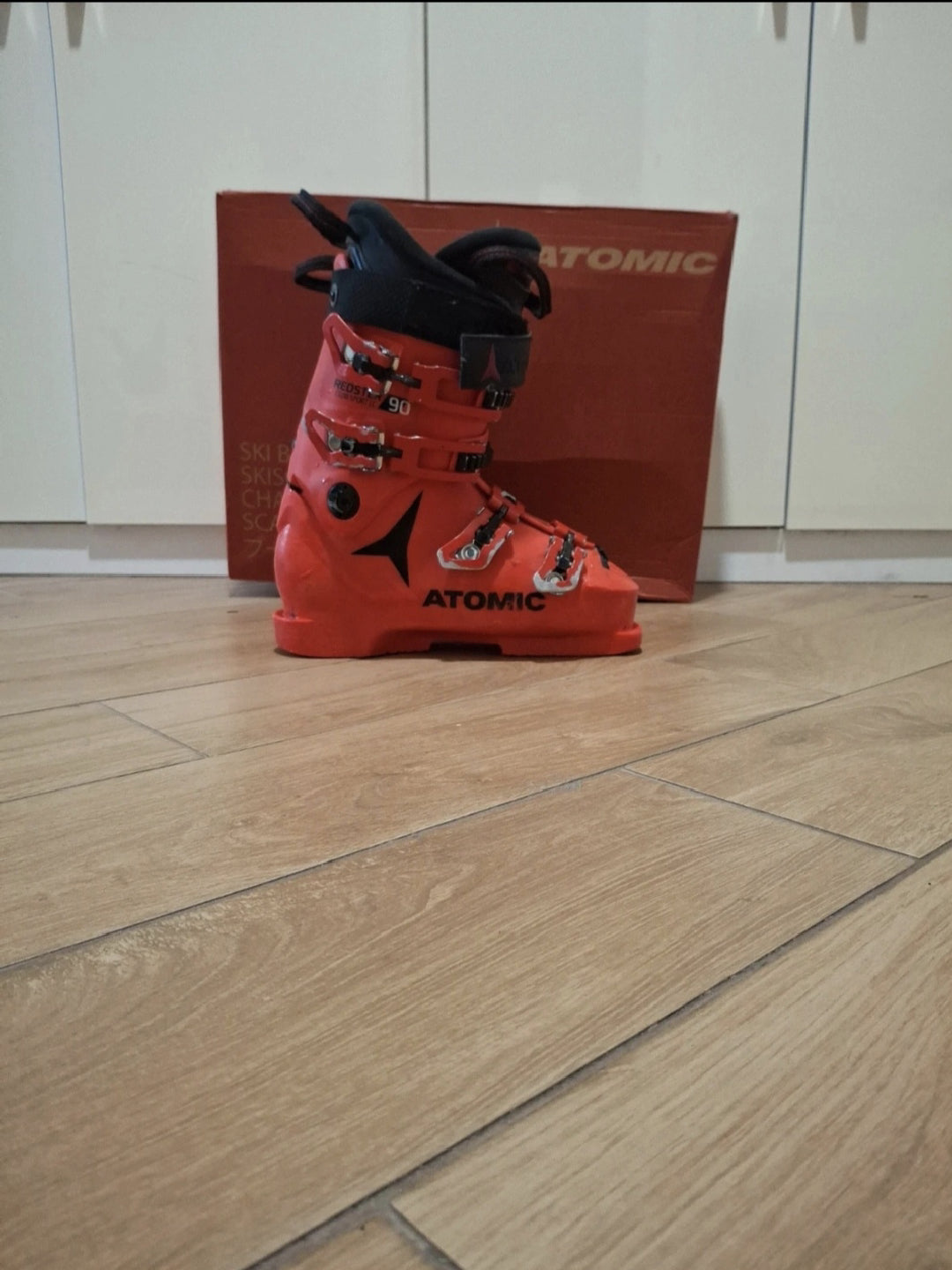 Scarponi sci Atomic Redster 90 th 25/25.5 usato 1 stagione