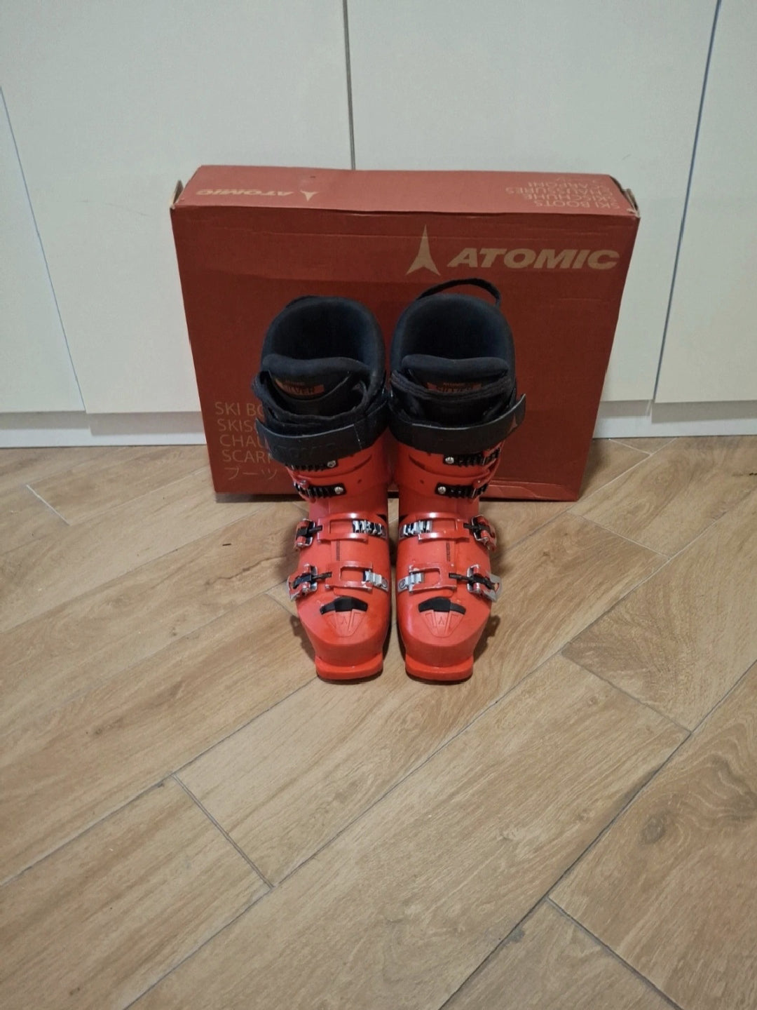 Scarponi sci Atomic Redster 90 th 25/25.5 usato 1 stagione