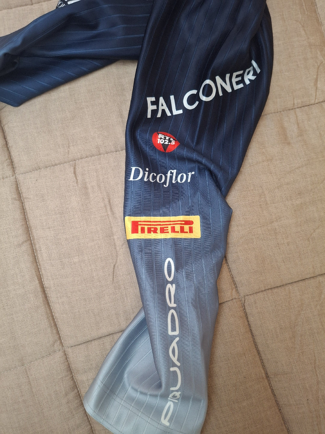 Tutina da gara della nazionale Italia EA7 tg M