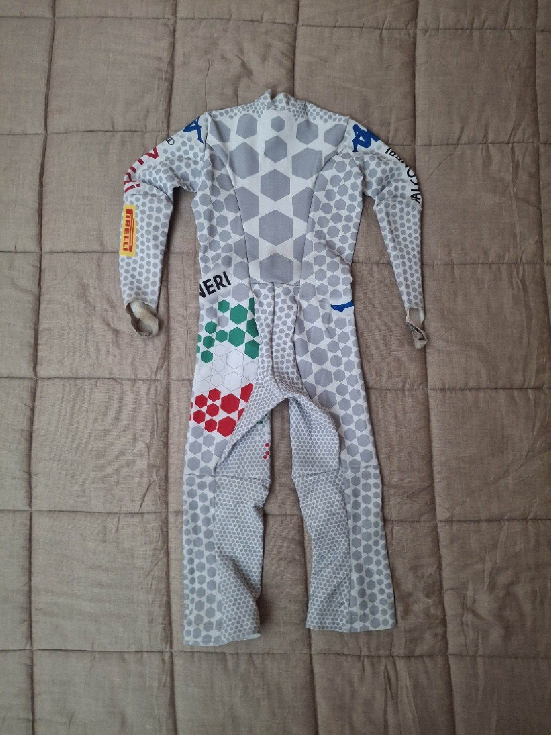 Tuta da sci della nazionale Italiana tg 8 anni usata