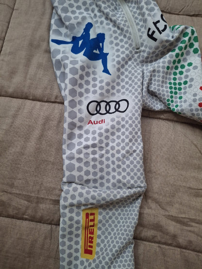 Tuta da sci della nazionale Italiana tg 8 anni usata