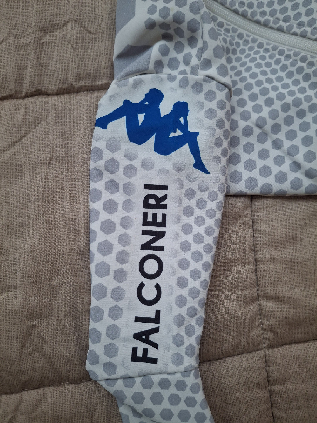 Tuta da sci della nazionale Italiana tg 8 anni usata