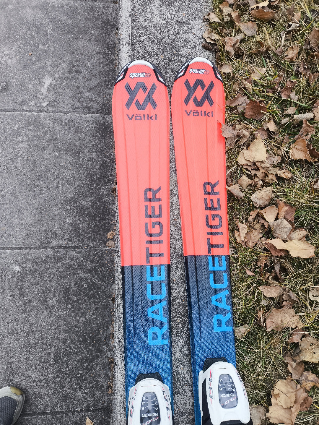 Sci Volkl Racetiger GS Jr 140cm + ATTACCHI MARKER usati