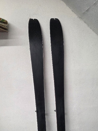 sci alpinismo usati Dynafit Seven Summit 166cm + attacchi e pelli