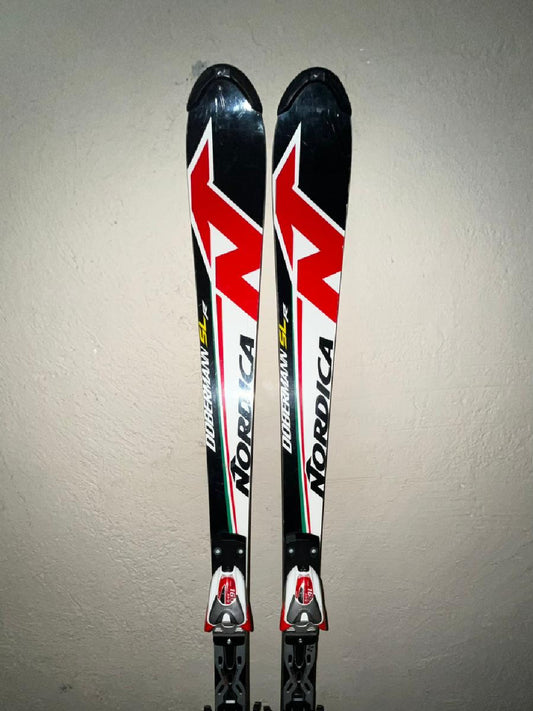 Sci Nordica Dobermann SLR 165cm r12 usato
