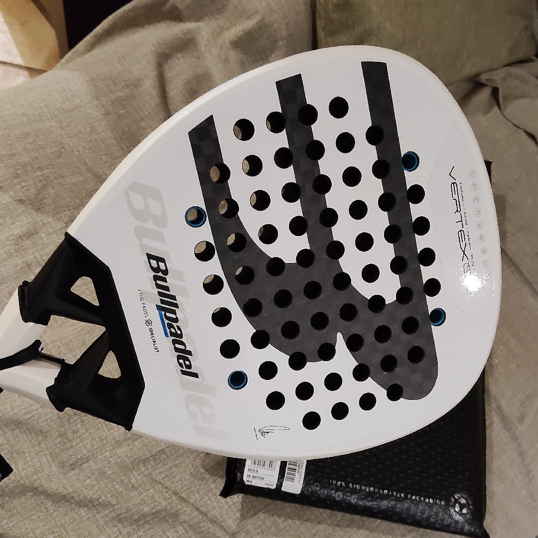 Racchetta padel VERTEX 05 2026 usata
